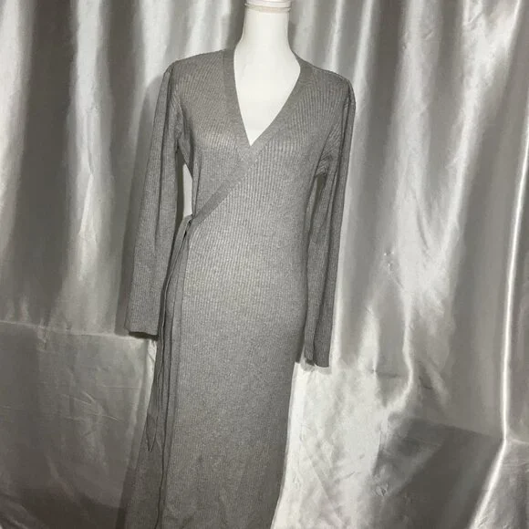 WAYF Ribbed Knit Gray Wrap Midi Dress size LWith Long Sleeves & Adjustable Tie B - Picture 2 of 9